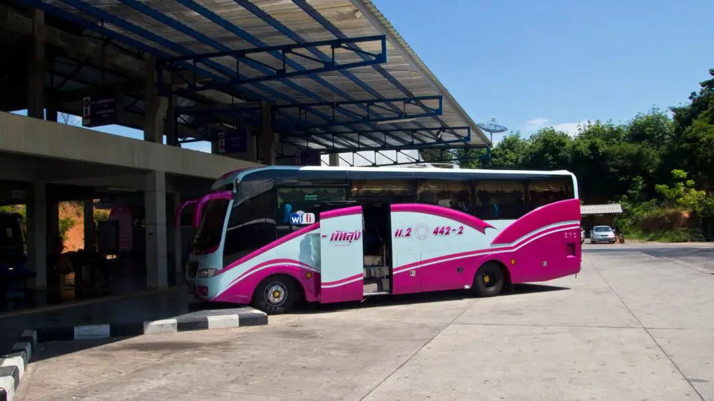 Reisen nach Thailand Bus in Thailand 1024x576 1